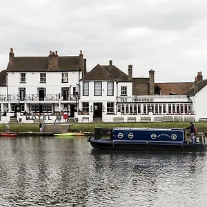 The Swan **** Staines-upon-Thames
