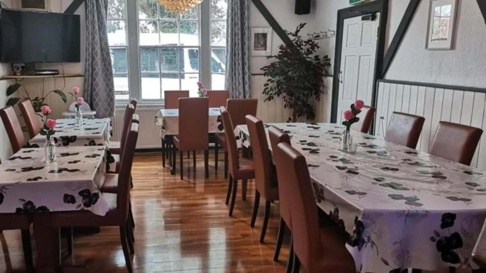 Swan Inn, Heathrow Airport Stanwell Hotel